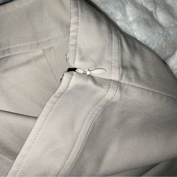 🎄ASHWORTH Ladies Stone Color Golf Skort Features Side Zipper Sz 14 NWT - Picture 10 of 14